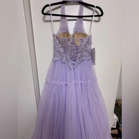 NWT | Mac Duggal Lilac Elegant Lavender Lace Dress Size 4 - Picture 7 of 8